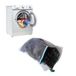 Today - Laundry bag 47 x 32 cm - Protection for clothes in the washing machine, robust mesh with secure closure, ideal for delicate clothes - Made in Italy
