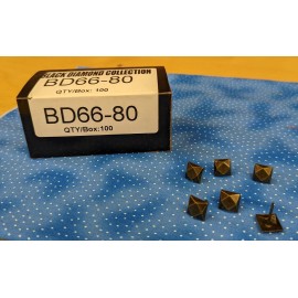 D.A.D.S. Vintage Square Upholstery tacks, Box of 100, 7/16" head x 1/2" length