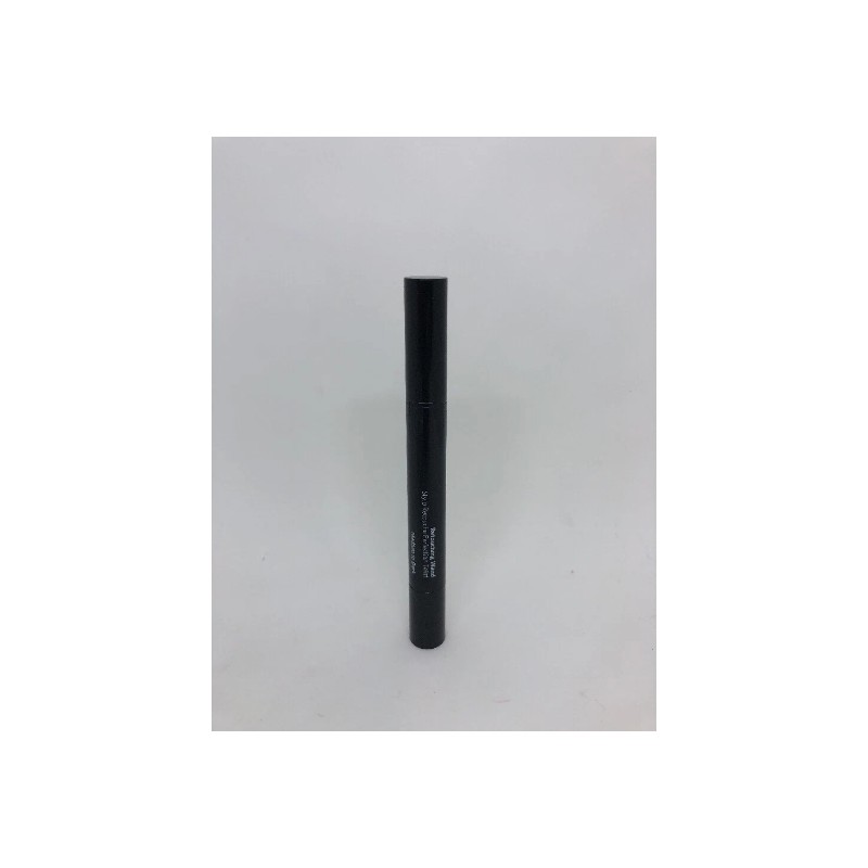 Bobbi Brown Retouching Wand - MEDIUM TO DARK - 0.10fl.oz.liq./3.1mL