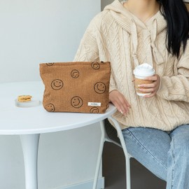 GUTGNK Makeup bag for Women, Corduroy Cosmetic Bag Aesthetic Design Ladies Tote Bag,Cute Smiley Face Makeup Organizer with Zipper - Brown