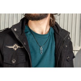 Collar para Hombre │ Piedra Negra con Correa de Cuero | MN07 (Transparente)