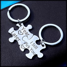 White Fang AZ367 Keychain, Puzzle, Anniversary, Matching Gift, Stylish, Men's, Women's,, Silver