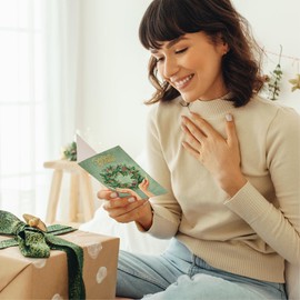 easykart labels 48 Christmas Greeting Cards with Gold Foiling & Embossing with Envelopes, 6.75 x 4.5 Inch Merry Christmas Cards with Seal Stickers For Friends, Family and loved Ones