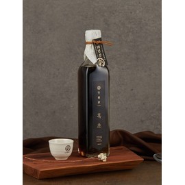 Hanaega 10 Years Naturally Fermented Black Vinegar 500ml / 한애가 10년 천연발효 흑초 500ml