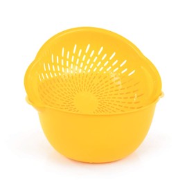 Mintra Home Mixing Bowl w/Colander (Large 4.5L, Yellow) - For Washing & Draining Fruits And Vegetables - Heavy Duty Plastic for Baking, Cooking Supplies - Dishwasher Safe