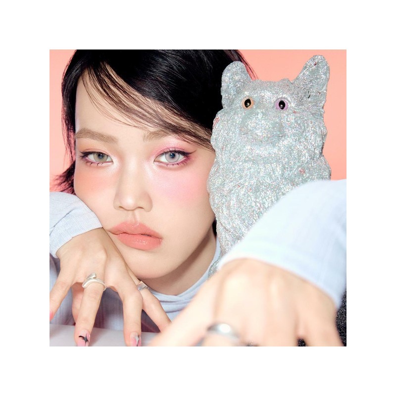 Two Slash Four [이사배브랜드] 투슬래시포 오드 밸런스 컬러 아이 팔레트