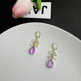 XFSRG Elegante Damen Ohrringe mit Tropfenform und lila Kristall, Gold hängend Schmuck für Hochzeit und besondere Anlässe