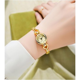 XCZAP Ladies Fashion Exquisite Compact Quartz Watch Elegant Luxury Silver Women Watches Designer Alloy Waterproof Bracelet Wristwatch (B Gold)