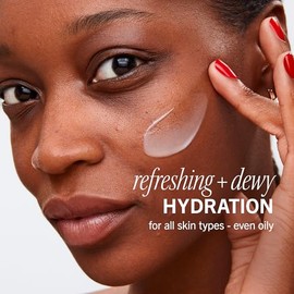 First Aid Beauty Crema hidratante en gel húmedo, hidratante facial sin aceite con ácido hialurónico y ceramidas, mejora la hidratación y reduce el exc