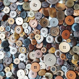 600-700Pcs Brown Buttons for Crafts Bulk Assorted Sizes Brown Craft Buttons for Crafting, Arts, DIY, Decoration, Sewing