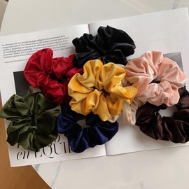Pack of 3 Hair Bobbles Scrunchies for Women, Premium Velvet Hair Bobbles, Hair Accessories, Scrunchies for Women, Large Hold Elastic Hair Wobbles for Girls and Women, Black