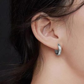 GLESOS Gold Hoop Earrings for Women, 18K White Gold Plated Hypoallergenic Lightweight Huggie Hoop Earrings 039/14mm