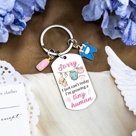 Cute New Mom Gifts Pregnancy Gifts for Expecting Mom Keychains First Time Mama Gift for Women New Moms Mommy Pregnant Moms Birthday First Mothers Day Gift Mama To Be Present Ideas Keyring