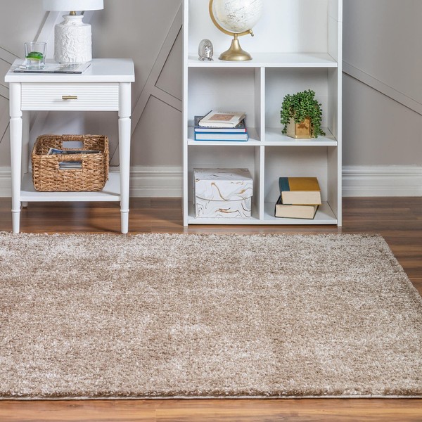 Rugs.com Soft Solid Shag Collection Runner Rug – 5 Ft