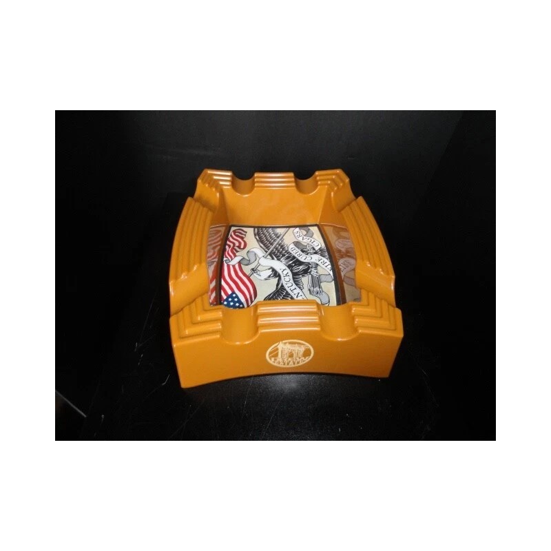 Drew Estates Outdoor Plastic cigar ashtray Measures 8.25" L x