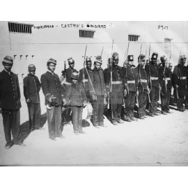 CIPRIANO CASTRO'S SOLDIERS IN UNIFORM VENEZUELA 8.5X11 PHOTO