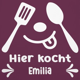 Geschenk mit Namen personalisiert by Shirtracer - Apron - Cooking Apron - Hier kocht mit Namen I Gift Kitchen Accessories Funny, 9 Aubergine