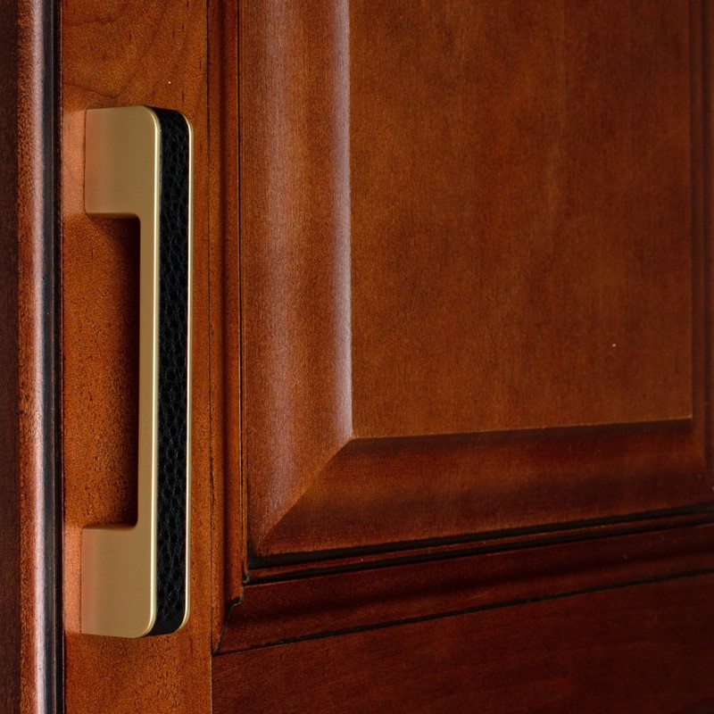 GlideRite Hardware 3-3/4 in. Center Embossed Leather Strip Cabinet Pull