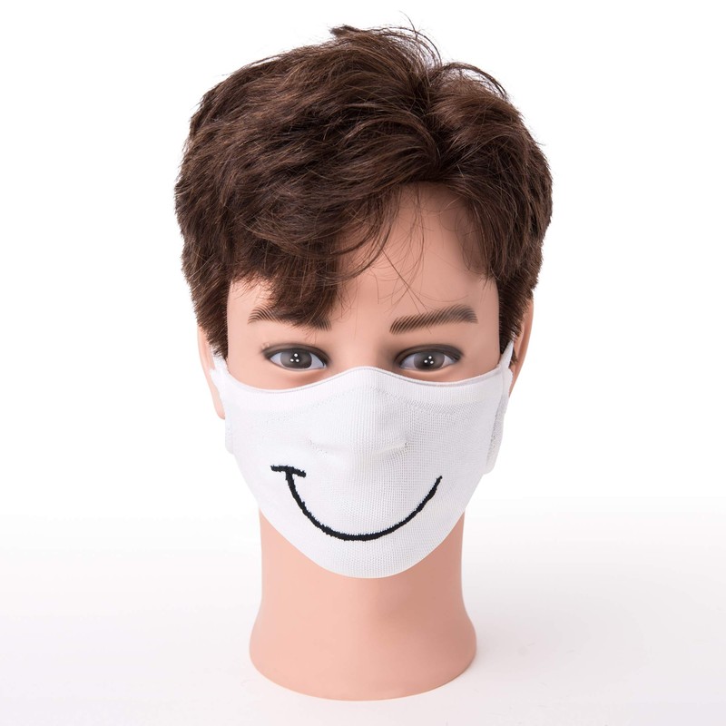 SonnenStrick Behelfs Mouth and Nose Mask with Reversible Smile Motif,