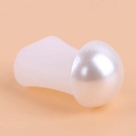 AKOAK 8 Pcs/set Soft Silicone Toe Daisy Purple Gold Nail Toe Splitter Silicone Foot and Finger Separator Accessories are Suitable for Personal Home and Nail Salon Use (Pearl Silver White)