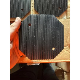 (QTY:4) Forward Lifts Rubber Arm Pads (incl. bolts) P07A