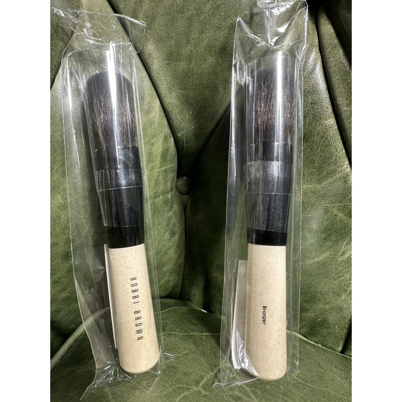 Cepillo Bobbi Brown the BRONZER ¡TOTALMENTE NUEVO!