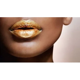MAC Labial Alto Impacto Dorado Bys