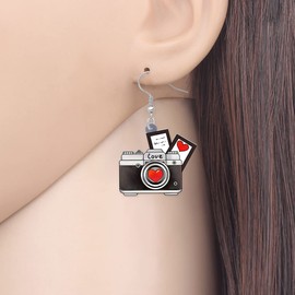 YAYAKO Acrylic Vintage Earrings Dangle Jewelry Vintage Themed Statement Earrings for Women Girls Heart Nostalgia Gifts (Black Camera Earrings)