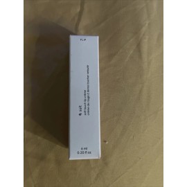 GLOSSIER. G SUIT SOFT TOUCH MATTE LIQUID LIP CRÈME (0.20 fl.oz./6 mL.): Flip