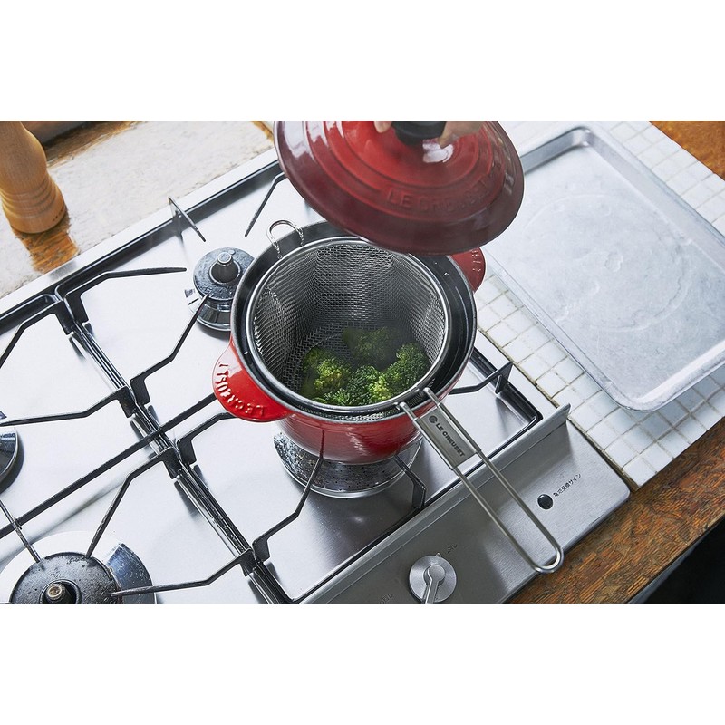 Le Creuset Everyday Colander Stainless Steel Strainer, Dishwasher Safe