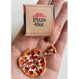 USAminiature 1:12 Pizza Hut slices miniature to-go box Cheese shaker drumstick cinnamon rolls - 1 box+ 8 slices