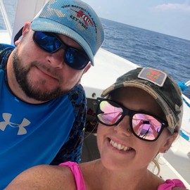 Fsmiling Black Sunglasses Bulk Adult Party Sunglasses 80s Sunglasses Pack for Men Women Party Favors -10Pack