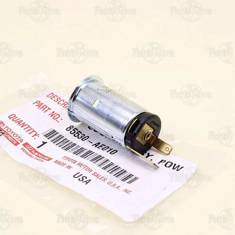 Toyota OEM Toyota 12 Volt Power Outlet Socket Assembly TACOMA