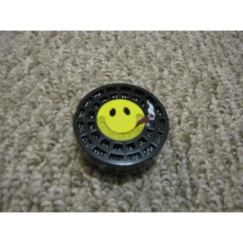 Round Smiley Crystal Gel Humidifier - For 25 to 50 Count Cigar Humidors - New