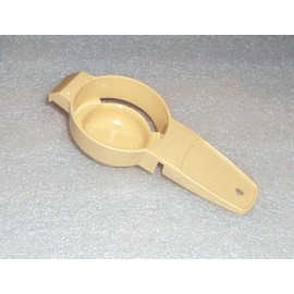 Original Tupperware Brand Egg Separator Harvest Wheat Color