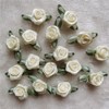 100 rosetas de cinta de raso artificial hechas a mano,