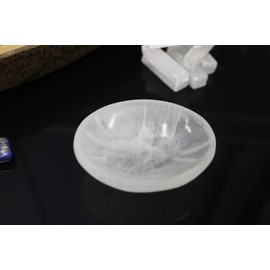 LANDSTER Selenite Bowl Jewellery Bowl Selenite Charging Bowl Crystal Decorative Bowl Healing Gemstone Cleaning Bowl Healing Crystals Spiritual Energy Decoration Home Decor (Oval)