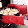 PAMPERED CHEF SILICONE OVEN MITT SET of 2