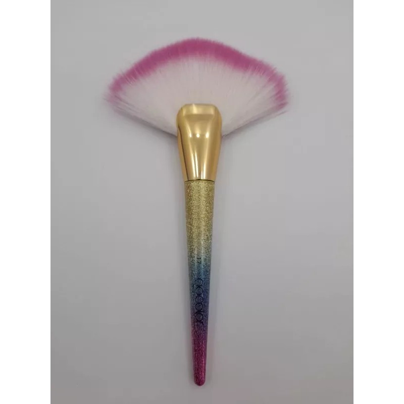 Docolor - Brocha Fantasy Abanico Suave Para Iluminador