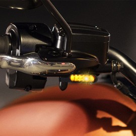 DREAMIZER Universal Motorcycle Handlebar LED Flowing Water Turn Signal Mini Blinkers Front Running light Compatible with Harley Honda Yamaha Kawasaki Cafe Racer Cruiser Street Bikes (Black)