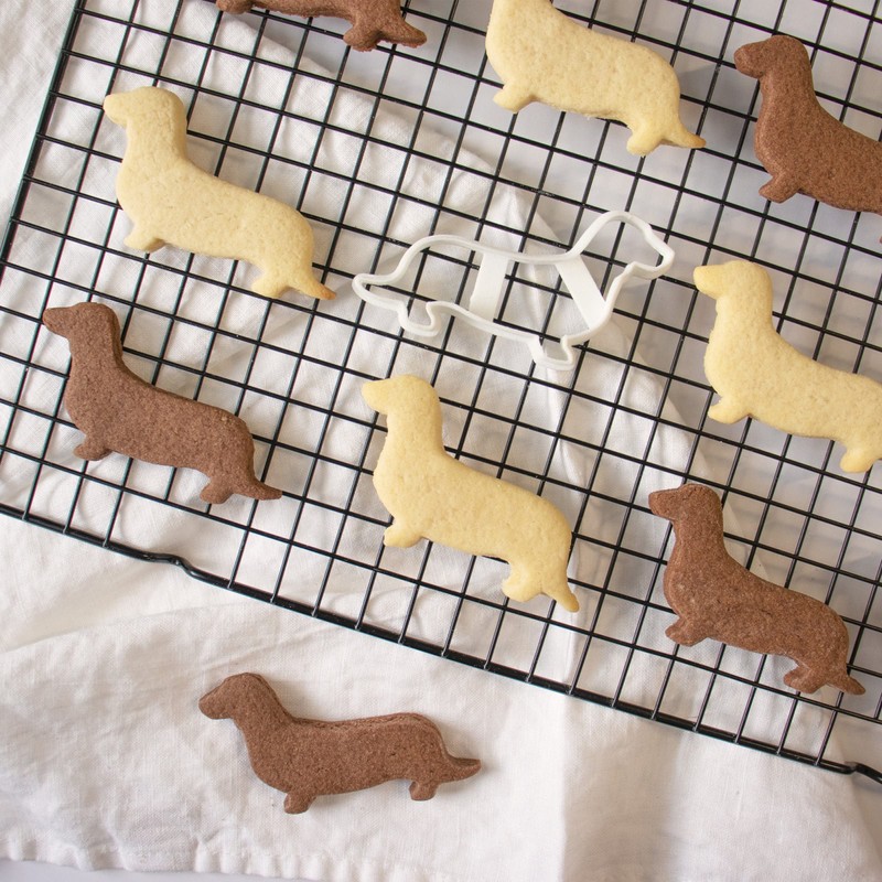 Dachshund Silhouette Cookie Cutter, 1 Piece. Bakerlogy