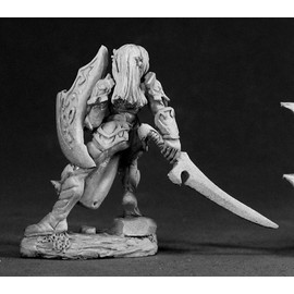 REAPER Dorva Female Dark Elf 03004