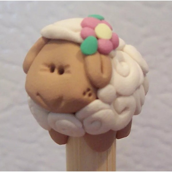 designsbytami Bamboo WHITE SHEEP crochet hook choose size US G-P