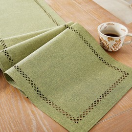 Aoztio Farmhouse Burlap Style Table Runner, Sage Green Table Runner 230cm Long, Linen Style Rustic Geometric Hollow Table Runners for Dining Holiday Parties and Daily Use - Sage Green, 230cm