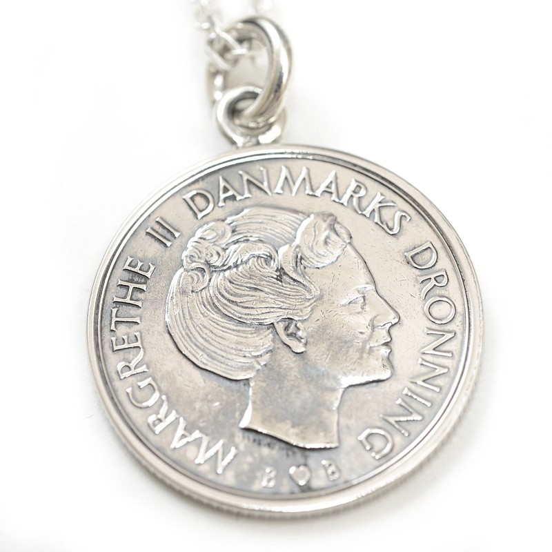 Shikui 656svn Danish 1 Krone Coin Necklace, No Gemstone