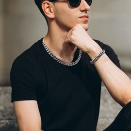 murtoo Mens Cuban Link Bracelet, Stainless Steel Chain Bracelets for Men, Silver Bracelet for Husband with Safety Box Clasp (Silver, 12mm, 8.7inches)