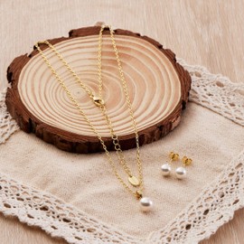 Philip Jones Gold Plated Shell Pearl Set