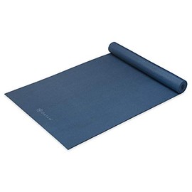Gaiam - Esterilla de yoga de calidad superior de 5mm, lisa, gruesa y antideslizante para todo tipo de ejercicios de yoga, pilates y gimnasia (173 cm  
