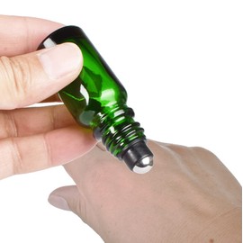 6 Stück 30 ml leere Nachfüllflaschen aus grünem Glas für ätherische Öle, Roll-On-Flaschen mit Metall-Rollkugeln und schwarzer Kappe, Kosmetik