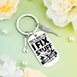 VIESUJI Dad Gifts for Dad from Daughter Son Kids Best Dads Ever Gifts Fathers Day Birthday Gift for Dads Papa Grandpa Uncle Chaos Coordinator Gift I Fix Stuff and I Know Things Keychain